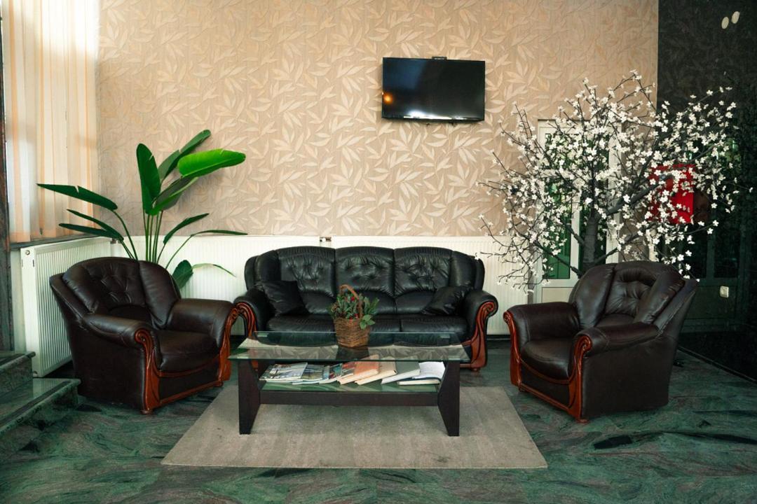 Hotel Zeleni Vir Ni Kültér fotó
