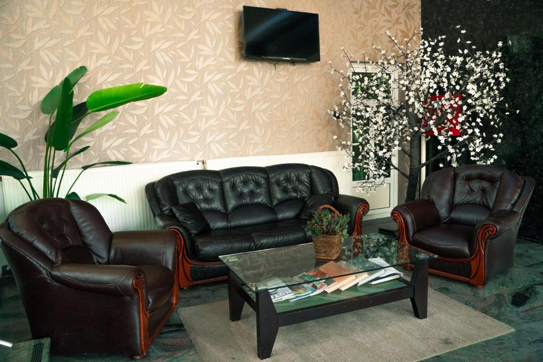 Hotel Zeleni Vir Ni Kültér fotó