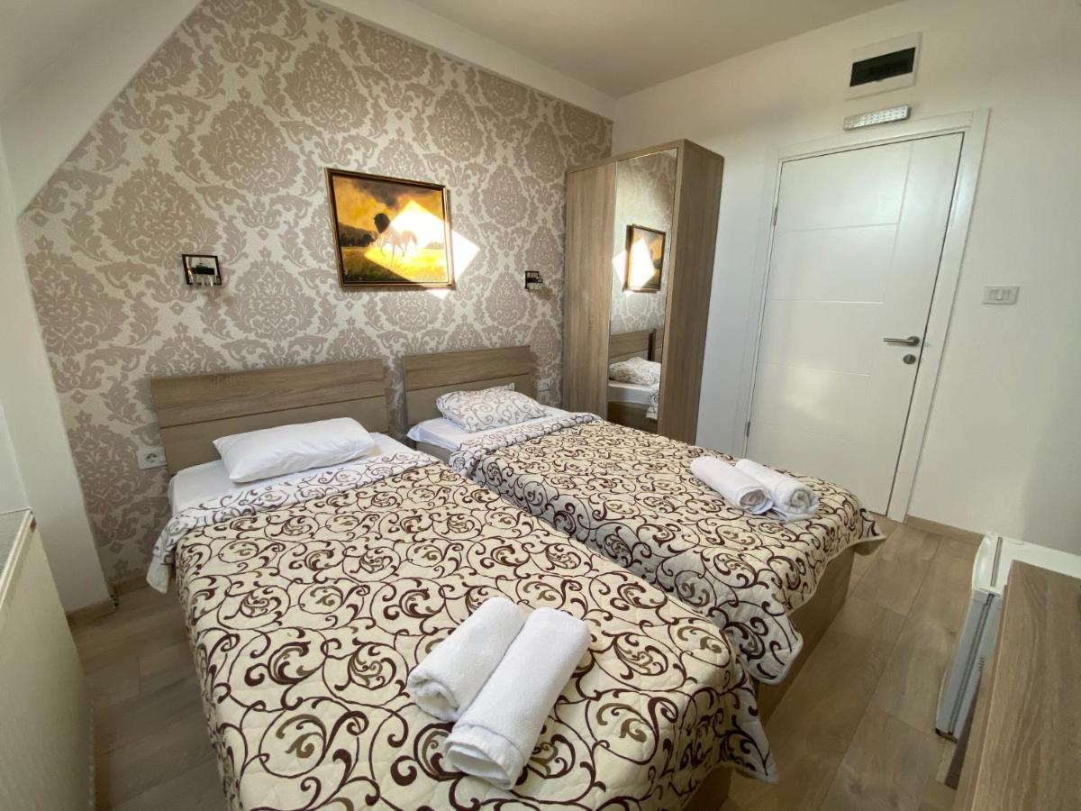 Hotel Zeleni Vir Ni Kültér fotó