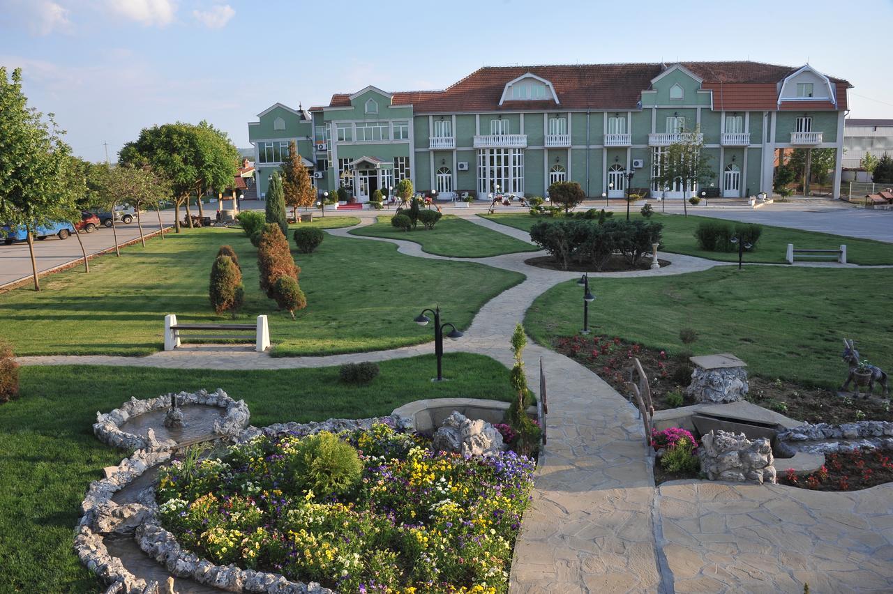 Hotel Zeleni Vir Ni Kültér fotó