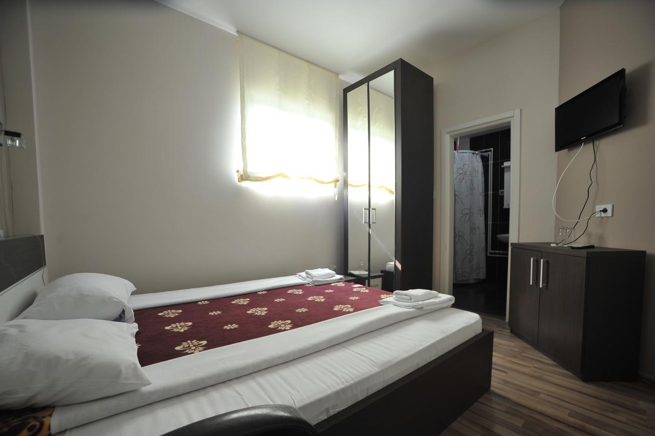 Hotel Zeleni Vir Ni Kültér fotó